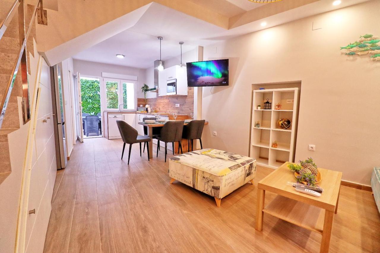Apartamentos Mestre 아야몬테 외부 사진